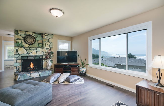 Anchor's Retreat by Avantstay Gorgeous Clift Top Views w/ Incredible Patio - Photo 12