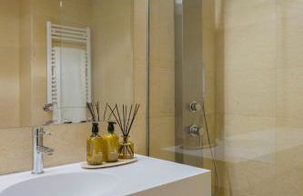 SONIA Travels - Photo 41