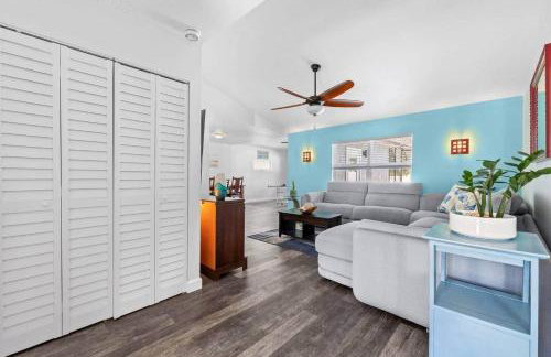 3 TVs Pool Spa W/D Netflix 20 mins to Airport A/C - Foto 26