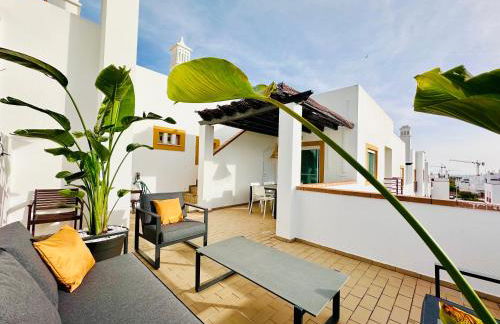 Amazing beach bliss 2br w/private sea view terrace - Photo 28