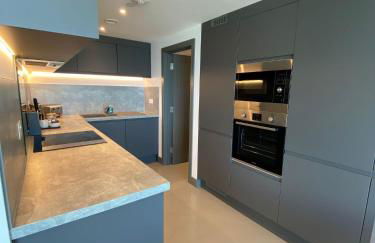 4 The View apartments Ilfracombe - Seafront, Parking, Lift, EV - Foto 47