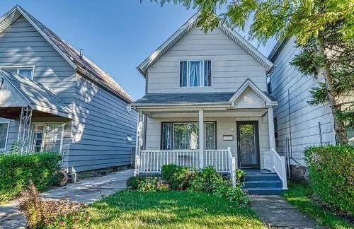 Cozy Updated 3-BR apartment near Peace Bridge - Foto 2