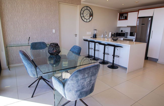 Sandton Smart Apartment Eighteen - Photo 7