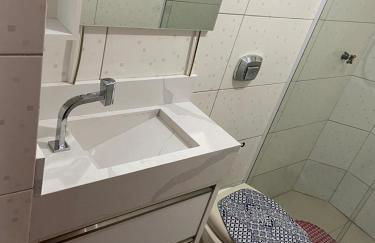 Ap rua 255 Meia Praia Itapema 10 metros Mar - Foto 20