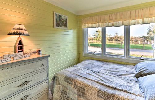 Waterfront Syracuse Home Deck, Fire Pit and Kayaks - Foto 16