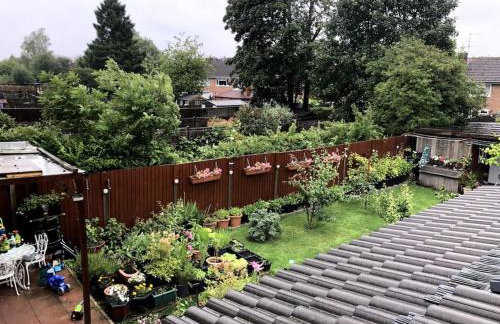 Luxurious Detached Holiday House Free Parking near Airport Town Centre Railway Station - Foto 50