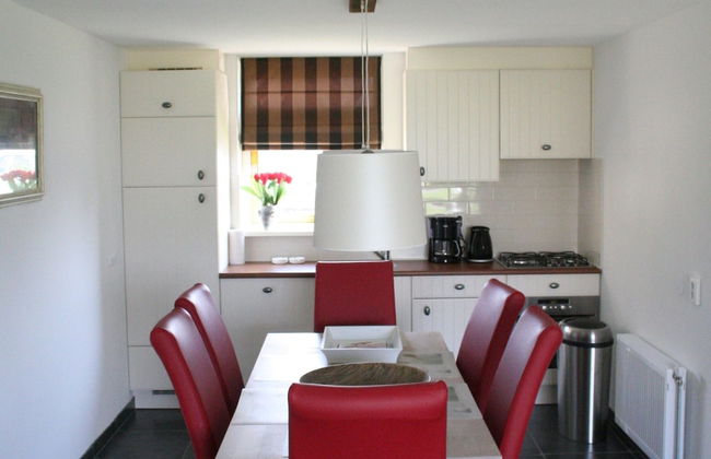 Lovely Holiday Home With Jetty Near Ijsselmeer - Foto 8