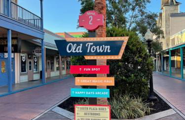 Spacious Family Fun Near Disney, Water Slide, Pool - Foto 23