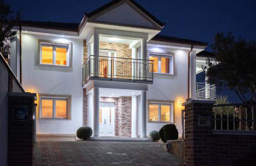 Luxury Villa Ivana - Photo 36