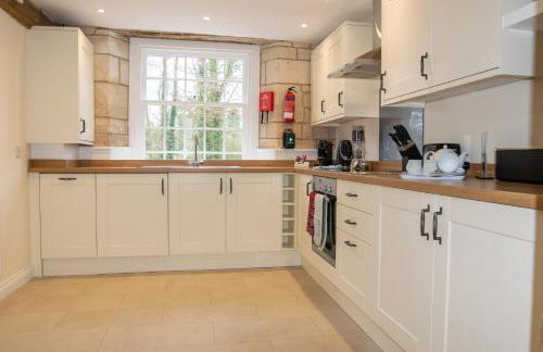 Princess Elizabeth - Photo 16