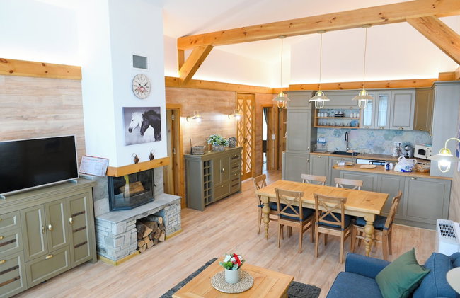 Villa Letizia near Pirin Golf Resort - Photo 19