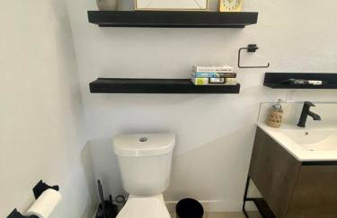 Village District! Cleo Beach! 5 Min Walk to DTWN! - Foto 44