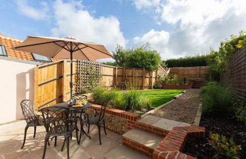 Fayette sleeps 4, 2 bedrooms, cute garden - Foto 12