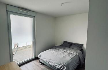 Cozy apartment with balcony and secure parking - Foto 2