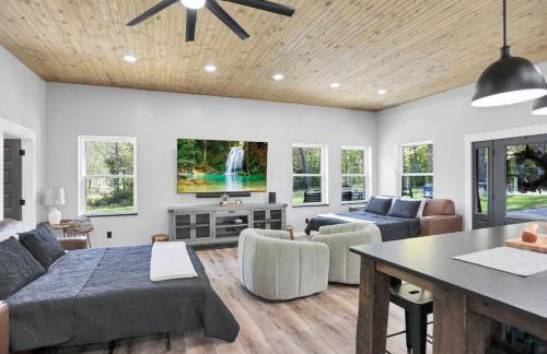 Pine Grove Barndominium - Foto 59