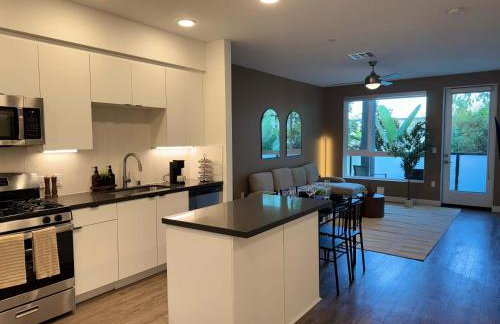 Modern Retreat 10 Min from Disneyland With Pool & Gym - Foto 65