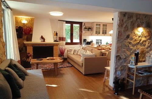 Αλώνι - Photo 19