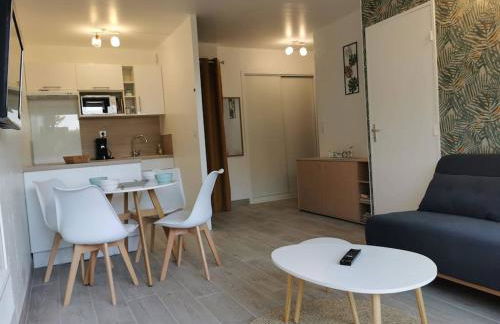 Appartement accès direct à la plage - Photo 10