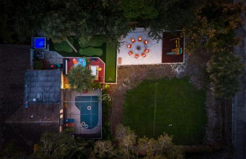 Outdoor Theatre Pool Putt Putt Hot Tub - Foto 3