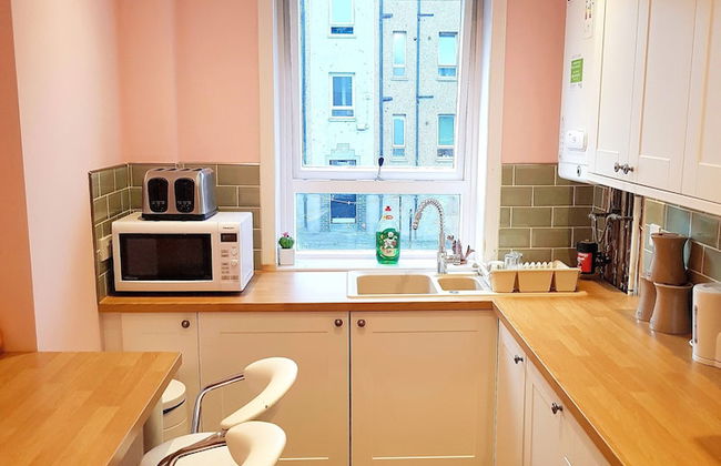 Warm Cosy Family Home With Free Parking - Foto 18