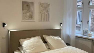 BG Living & Hosting - Stilvolle Mosel-Ferienwohnung "Alte Apotheke" in Ürzig - 2 Schlafzimmer, bis 5 Personen, Fahrradkeller & WLAN - Foto 5