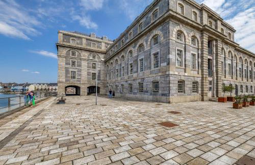Luxury 2 bed Apartment in historic Royal William Yard - Foto 31