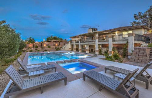 vegas saltwater, a luxury pool villa with 5BR, Spa, wet deck on a half acre lot - Foto 9
