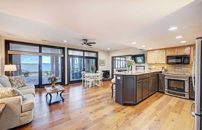 Landover Lodge by Avantstay Waterfront + Dock - Foto 31