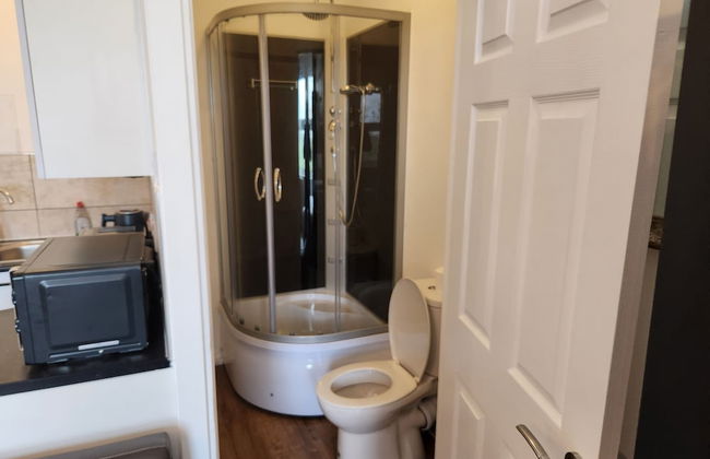 Immaculate 1-bedroom in Greenhithe - Foto 9