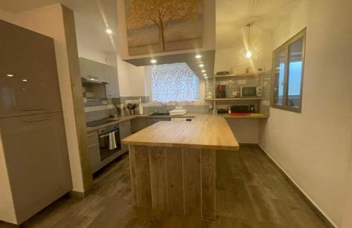 Appartement proche centre Colmar parking public gratuit - Foto 8