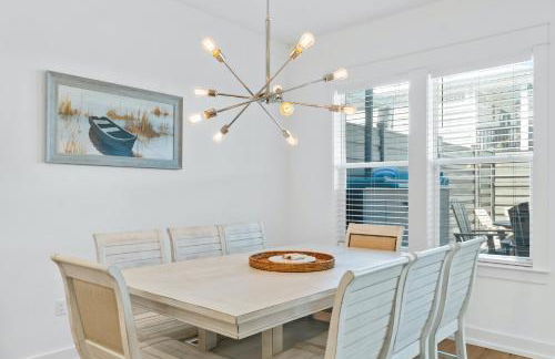 Beach House with Private Pool - Elevated Escape by Panhandle Getaways - Foto 22