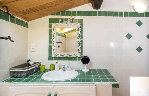 Le Mas pierre et soie - Photo 42