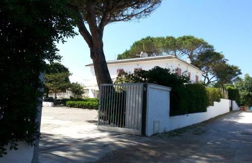 Appartamento in Villa Valentini- Fronte mare, Giardino e Parcheggio privato, WIFI, dotato di tutti i confort, nel Cuore del Golfo di Gaeta - Foto 1