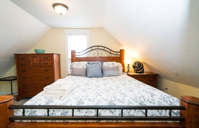 Artisan Victorian Spacious Backyard Great Location - Foto 5