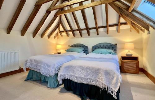 The Old Tractor Shed by inspirestays-com - Foto 31