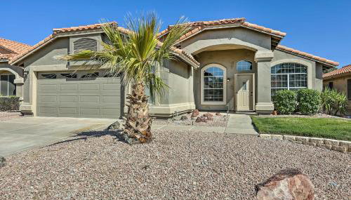Patio and Fenced Yard Family Retreat in Phoenix! - Foto 2