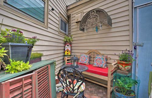 Historic Ocean Grove Home - Walk to Beach! - Foto 26