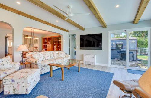 Waterfront Palmetto Home with Private Pool and Dock! - Foto 13