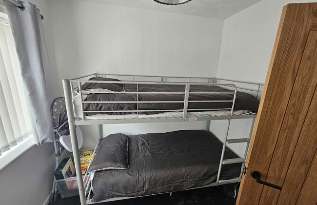 3-beds, Sleeps 6 Walking Distance to Castle & Town - Foto 2