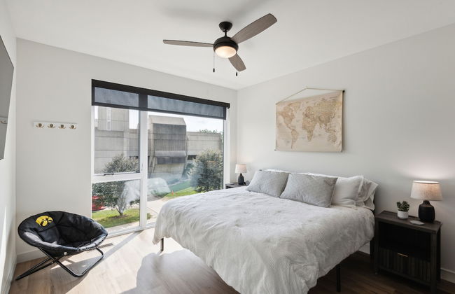 New Modern Townhome With Rooftop Patio 2 Bedroom Townhouse by RedAwning - Foto 4