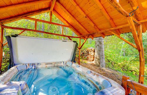 Dreamy Alpine Cabin with Hot Tub, Fireplace and More! - Foto 2