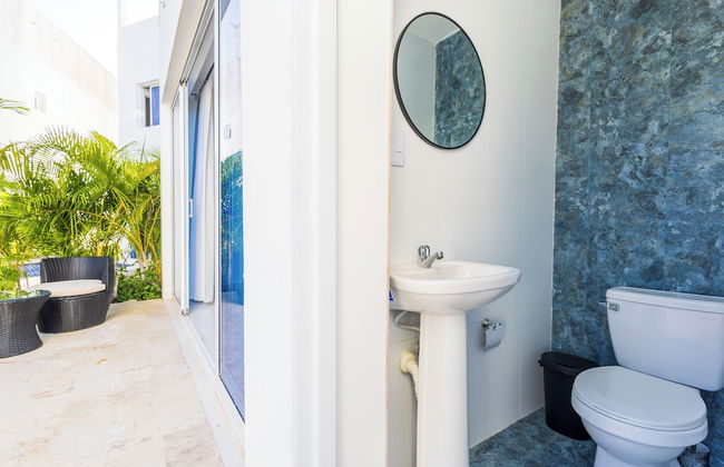 3-BR Villa with Pool & Rooftop Jacuzzi - Foto 46