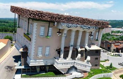 3BR Lake View Condo - Stairs Required - Close to Marina - Pool -FREE TICKETS INCLUDED - 700EP - Foto 8