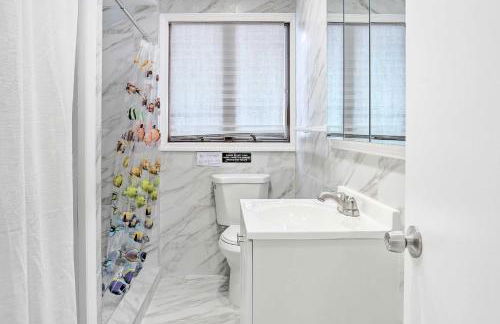 Large Greeley House with 2 Game Rooms and Yard! - Foto 27