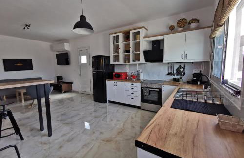 Mika's B luxury House near Faliraki - Photo 39