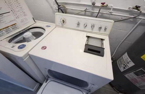 Spacious 4 bedroom 3 bath Clearwater Vacation House Cowboy Pool Fire Pit Games Close to Clearwater Beach Biking Trail Farmers Markets Harbor Health Spa Baycare Ballpark and Ruth Eckerd Hall Golf Courses - Photo 32