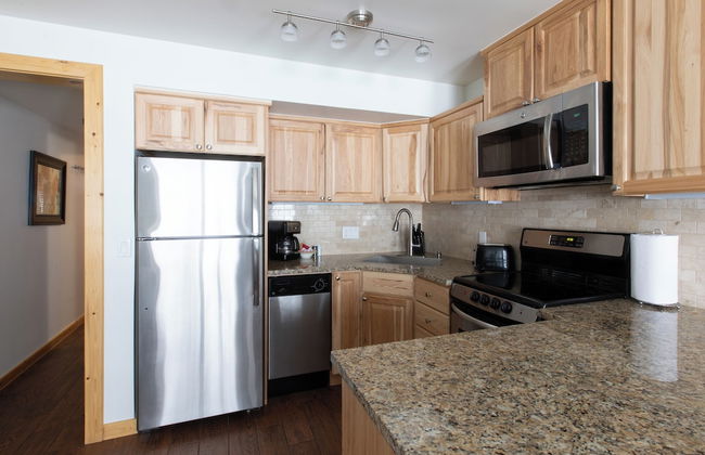 Vail Racquet Club Mountain Resort - Photo 24