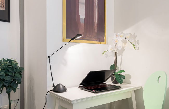 S.Ambrogio Square - Photo 16