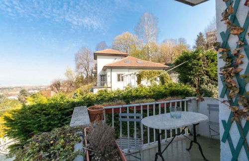 GuestHost - Charming apartment with parking! - Photo 13