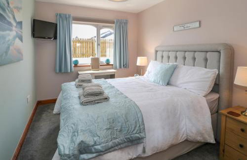 Sea Breeze - Photo 13